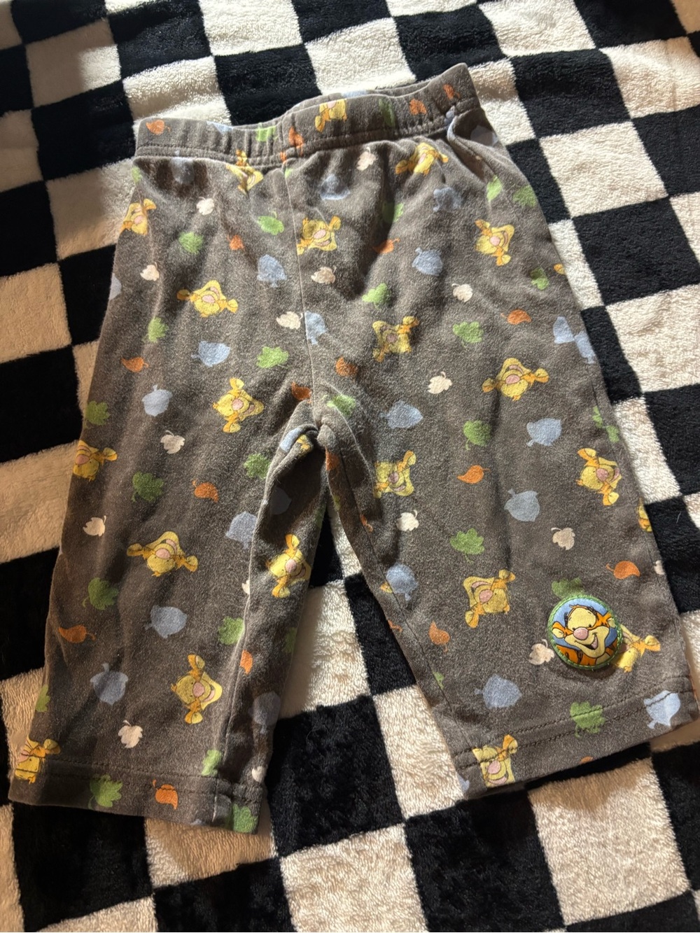 Free on bundle size 6 month tigger leggings